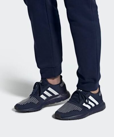 ADIDAS Swift Run